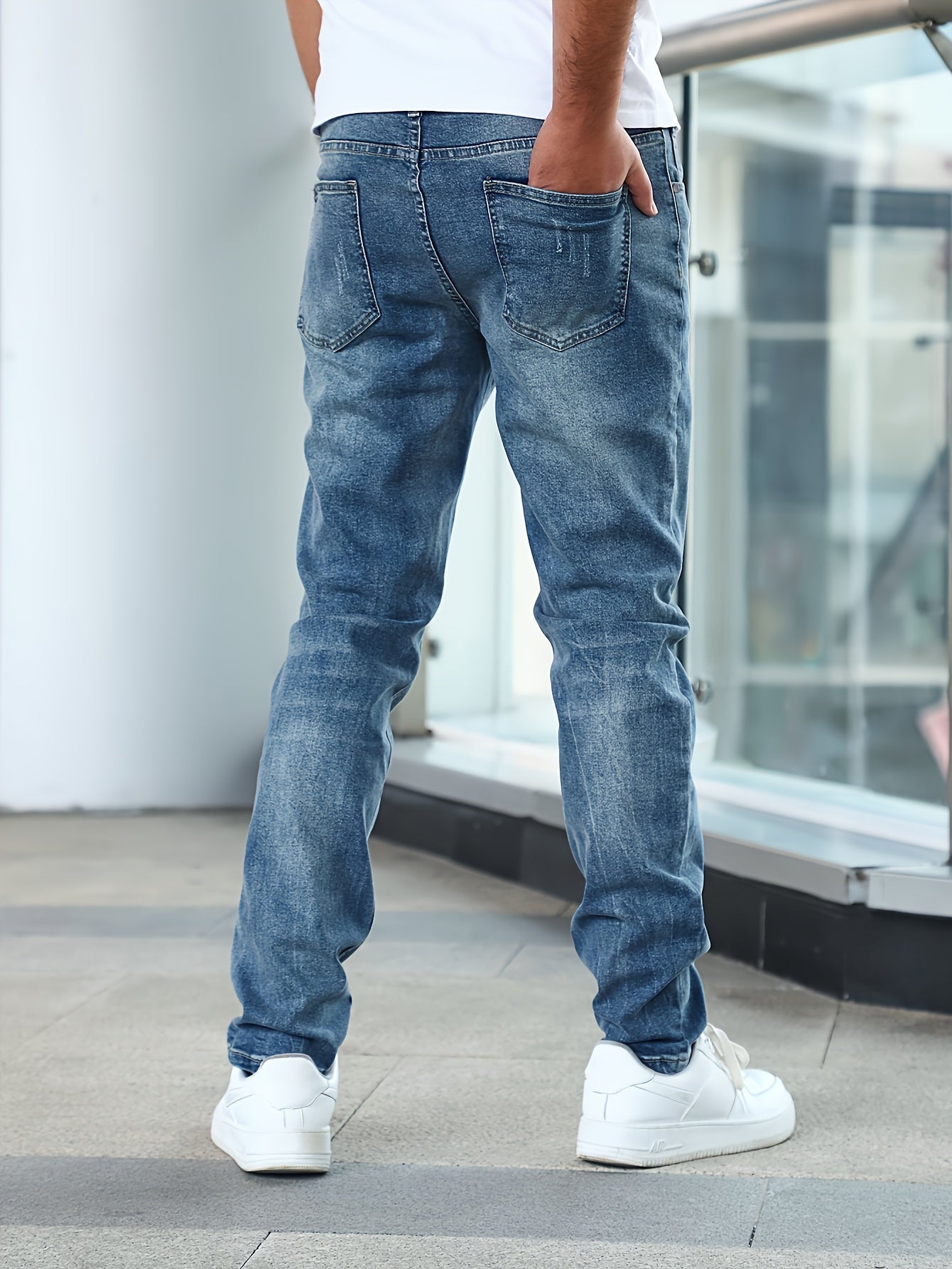 Herrenjeans mit schmaler passform und stretch