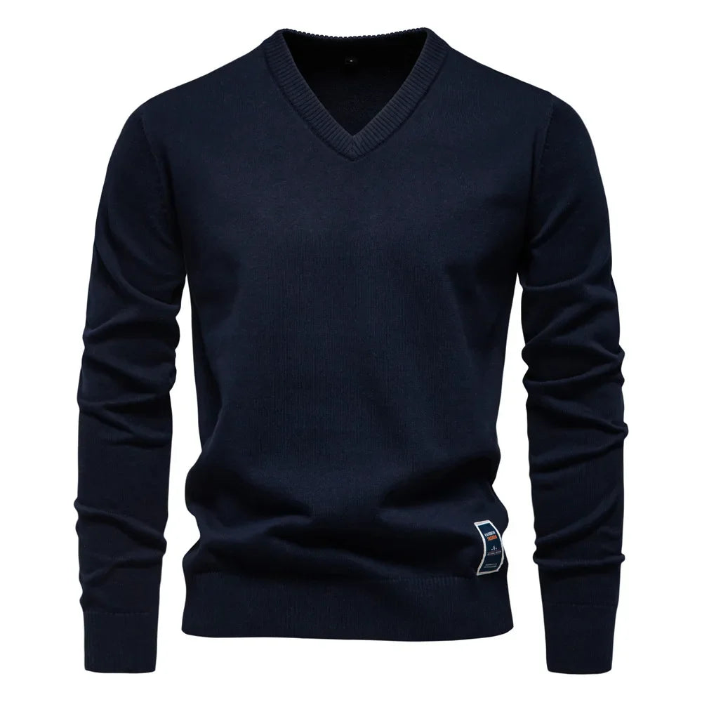 Herren pullover mit v-ausschnitt aus merinowolle